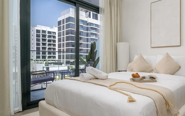 Stylish Studio Getaway 10 Minutes to Dubai Mall