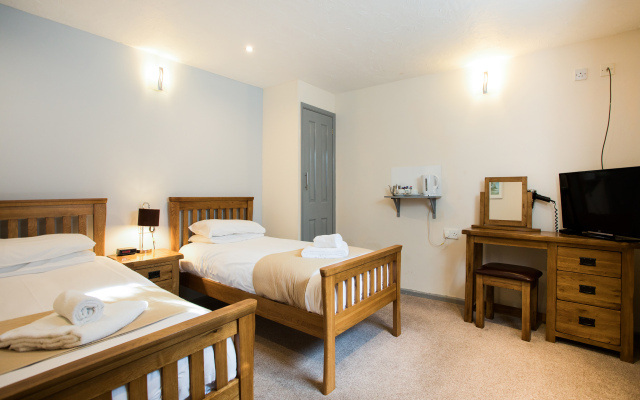 OYO Elm Farm Country House, Norwich Airport