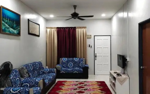 Hazim Homestay Pakej 1