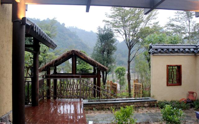 Narada Resort & Spa Cifu Lake Guangxi