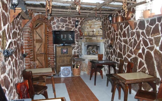 Nasho Vruho Hotel