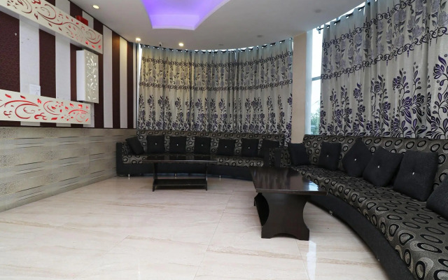 Hotel Heaven Heights By OYO Rooms
