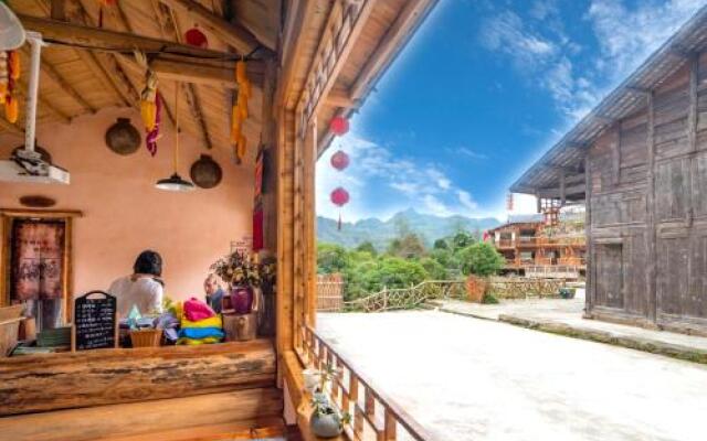 Zhangjiajie Lodge In The Forest