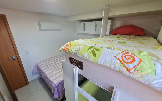 Amaranth Beach Class