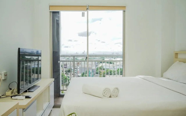 Cozy Living Studio Apartment Springwood Residence near IKEA Alsut