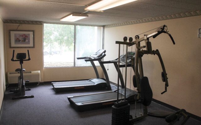 Studio 6 Suites Clarion, PA