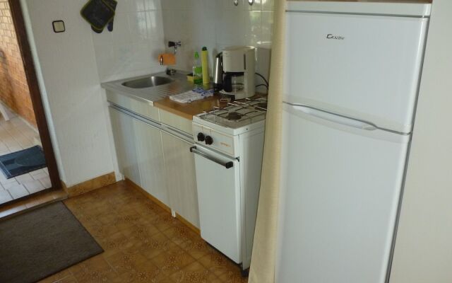 Apartments Zaterini-on Quiet Location