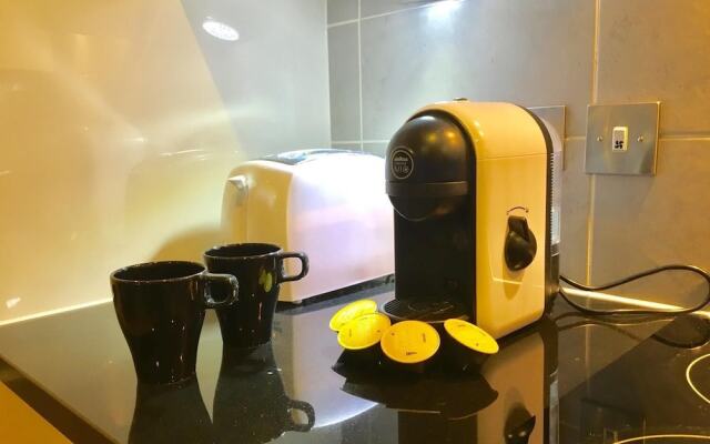 2 Bed Cosy Apartment in Central London Fitzrovia FREE WIFI by City Stay Aparts London