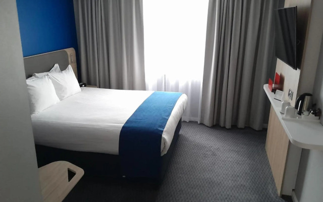 Holiday Inn Express Poole by IHG
