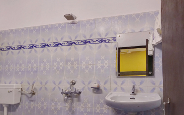 OYO 10272 Hotel Ruma