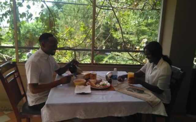 Golden Days Executive Lodge Livingstone