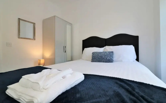 No 9 Bonnet Apartments - 3 Bed