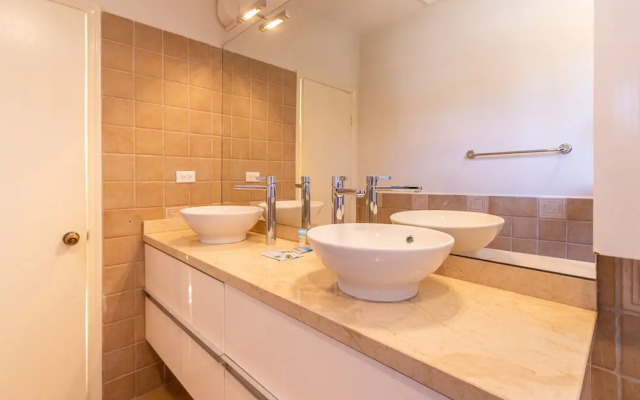 Luxury Pool Villa With View! Cabana, Bbq, 3min/beach, in Tierra del Sol!
