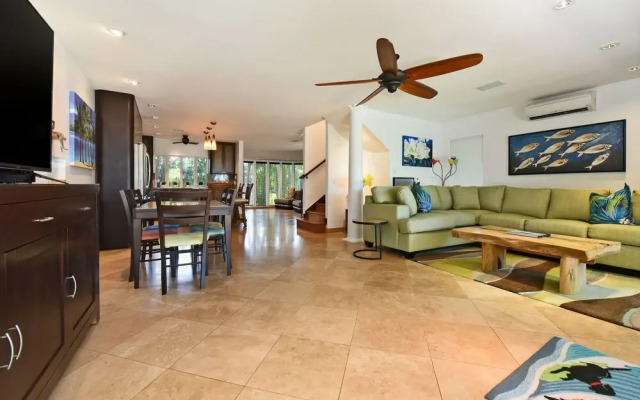 Puamana 55-4 2 Bedrooms 2.5 Bathrooms Townhouse