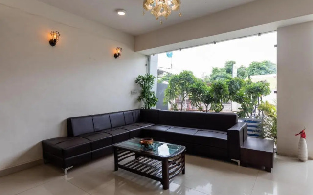 Hotel Smriti Grand by OYO Rooms