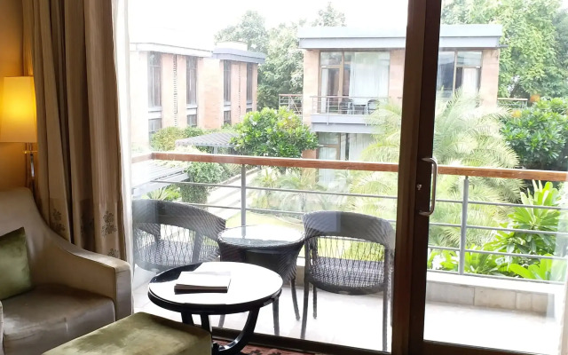 Taj Damdama Lake Resort & Spa, Gurugram