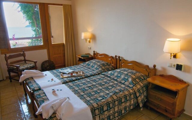 Esperides Beach Resort