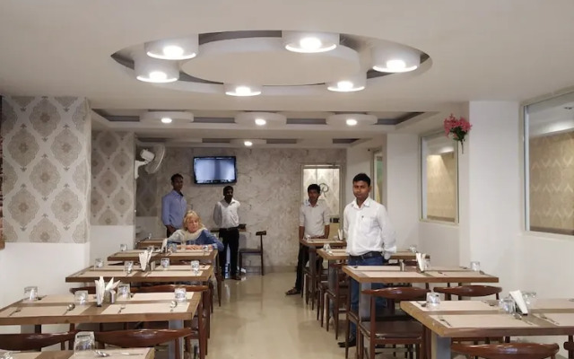 Aum Hotel