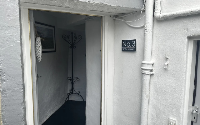 The Sandgate New Immaculate 1-bed Apartment in Ayr
