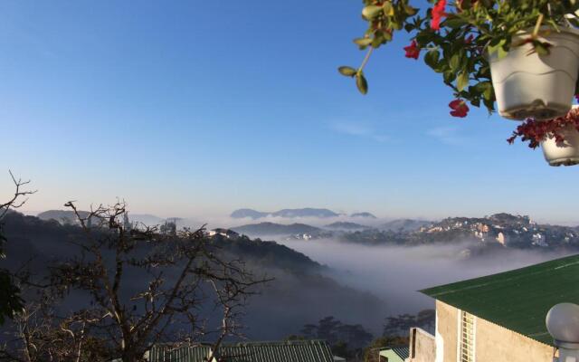 Lacami Dalat Hotel