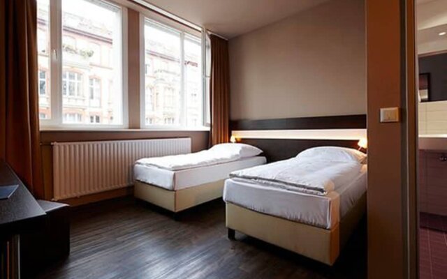 Smart Stay Hotel Berlin City - Hostel