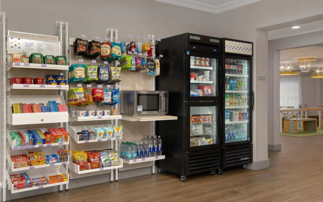 Spark by Hilton Rahway