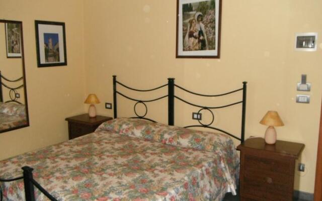 La Tana Degli Artisti