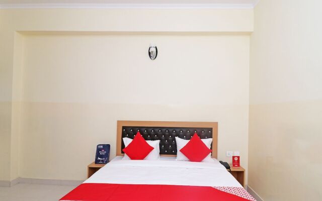 Hotel Crosswind By OYO Rooms