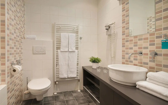 BEST WESTERN Hotel Grand