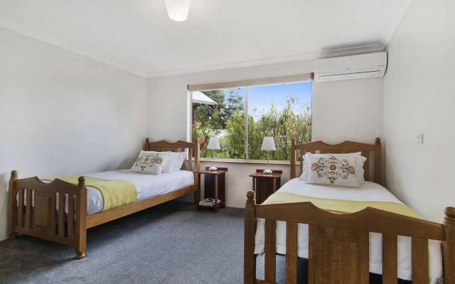 Shambhala Guesthouse