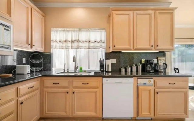 @ Marbella Lane - Captivating Home W/pool