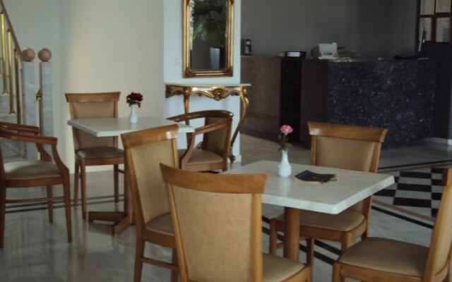 Hotel Alexandros