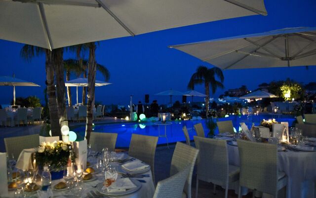 Hotel Mea - Aeolian Charme