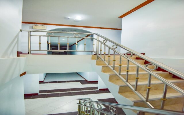 IYH Island Boutique Hotel