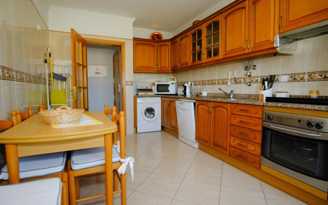 Apartamento T2 em condomínio fechado.