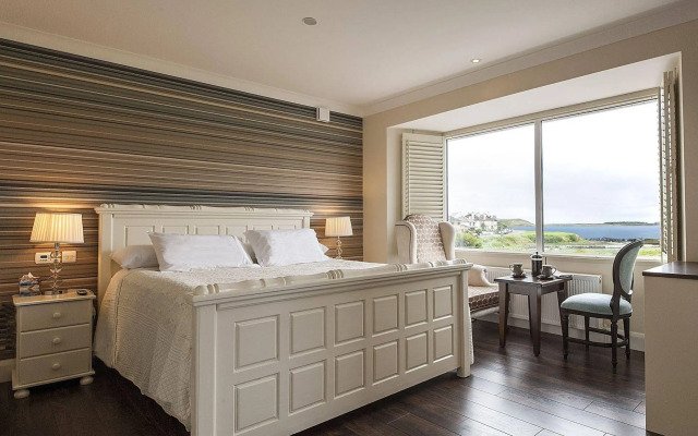 Sea Breeze Lodge B&B