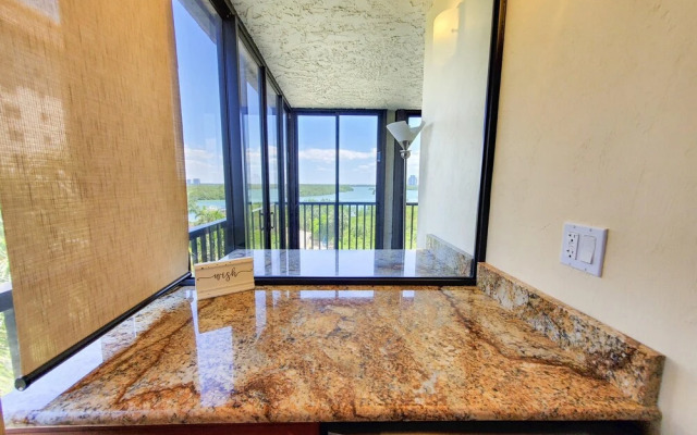 Vinncent's Sea Isles Condo