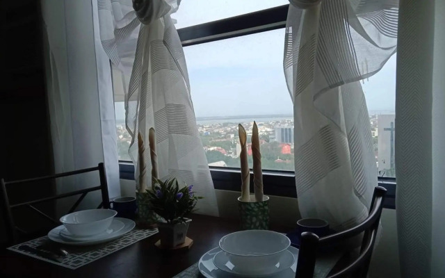 ECJ Cozy Studio Units at Horizons 101