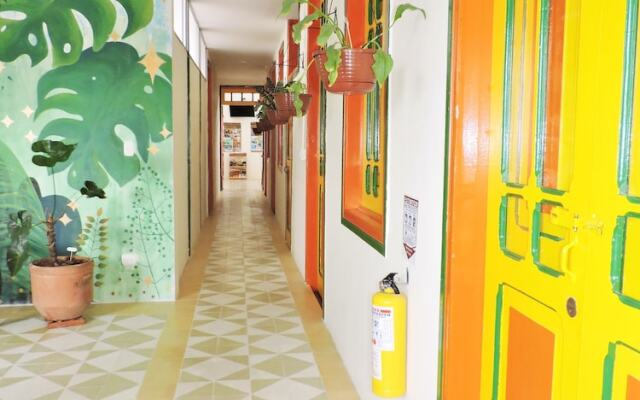 Golden Frog Mountain Hostel