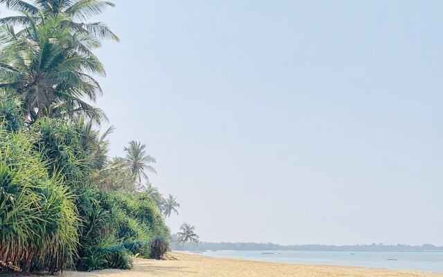 MICHS Beach Villa - Maggona