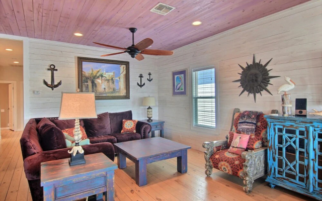 Purple Pelican - 4 Br home