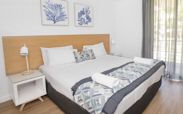Swell Resort