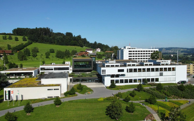 CAMPUS SURSEE Seminarzentrum AG