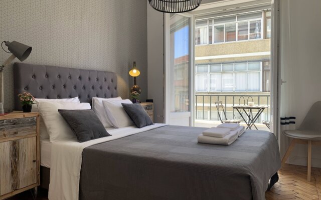 DuMont Lisbon Guesthouse