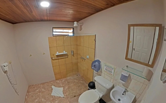 Casa Jungle Monteverde Bed & Breakfast