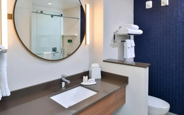 Fairfield Inn & Suites Charlotte University Research Park