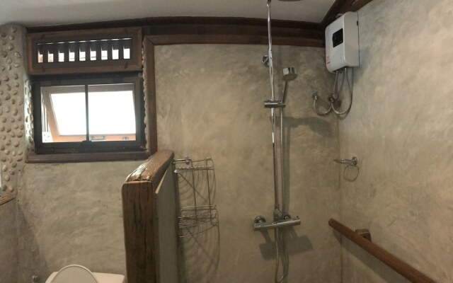 Pakchong Family Home