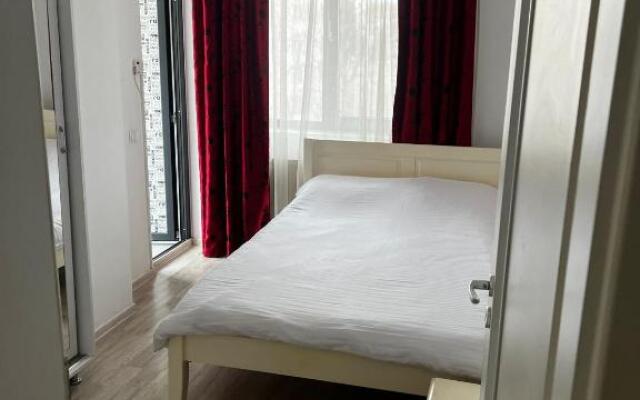 Astero Apartments 3 rooms Palas Apartment