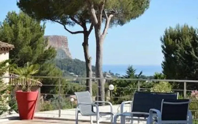 Le petit cassis vue mer appartement avec accès piscine