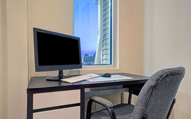 Super 8 Motel Rogers Minnesota